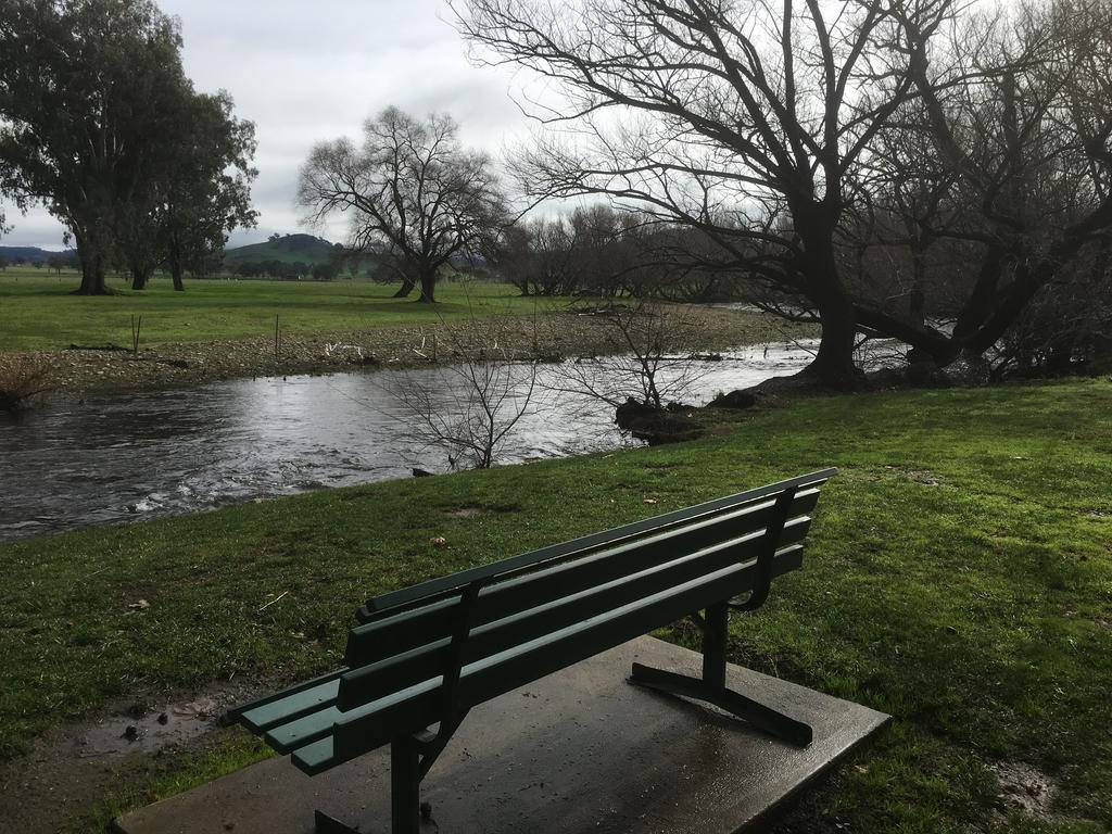 Colac Colac Caravan Park Corryong المظهر الخارجي الصورة